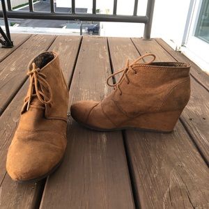 City Classified Tan Booties